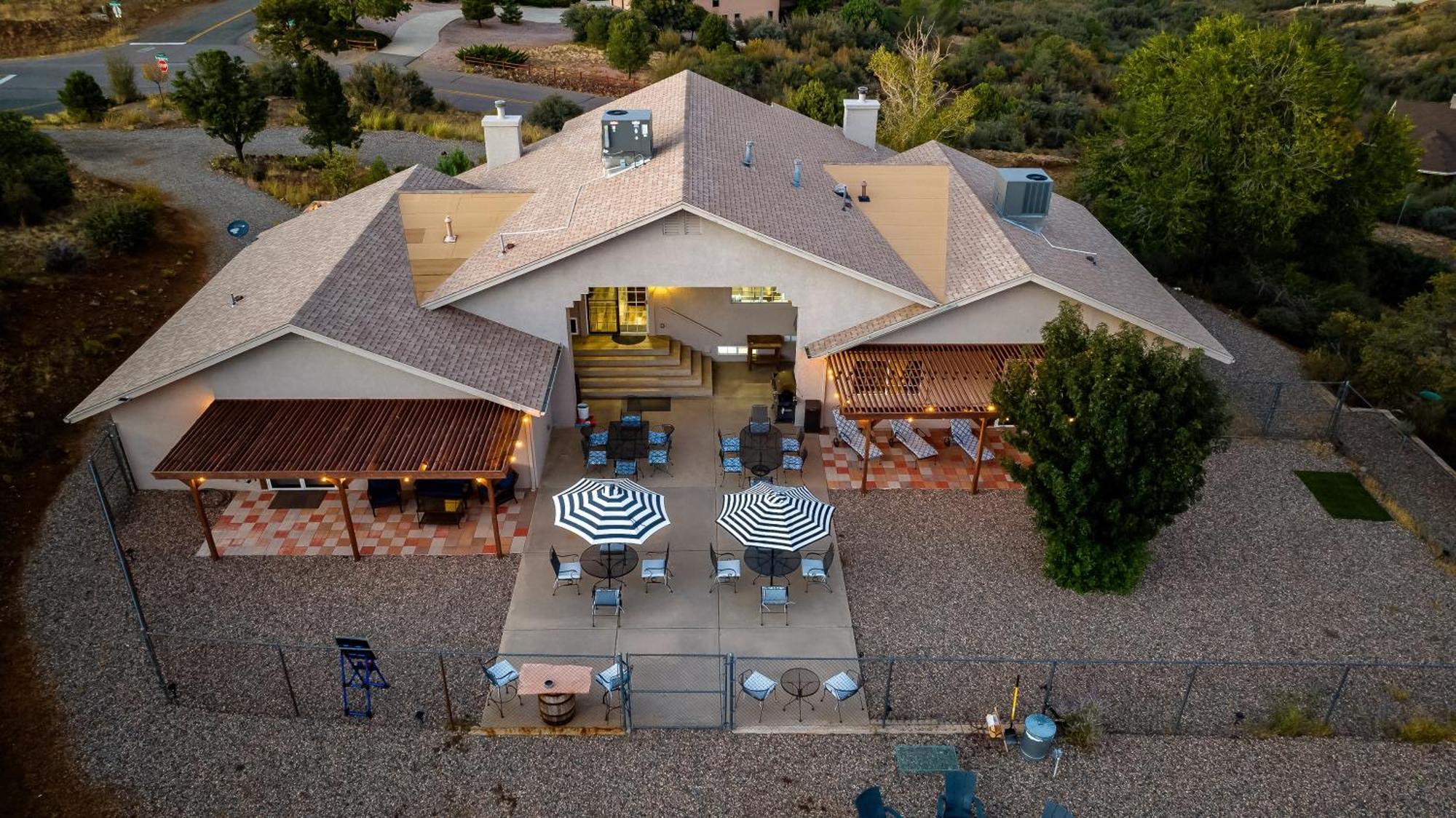 Luxury Prescott Home 4K Ft- Sleeps 22 Whot Tub المظهر الخارجي الصورة