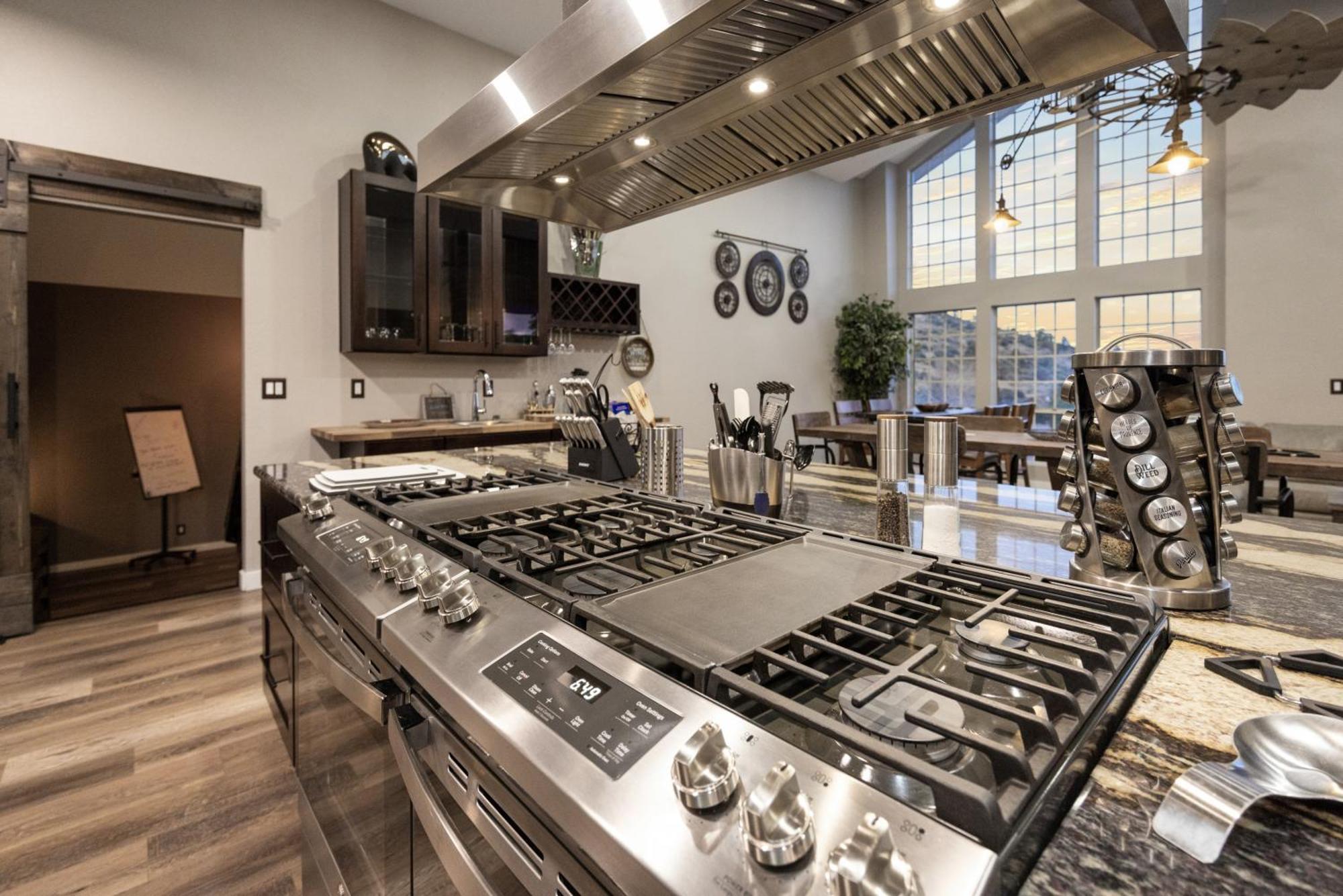 Luxury Prescott Home 4K Ft- Sleeps 22 Whot Tub المظهر الخارجي الصورة