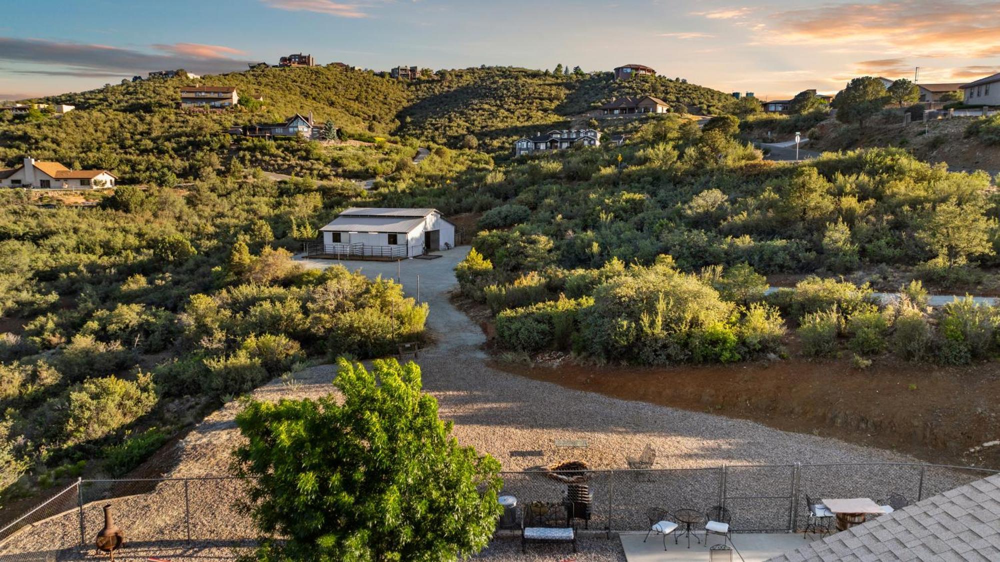 Luxury Prescott Home 4K Ft- Sleeps 22 Whot Tub المظهر الخارجي الصورة
